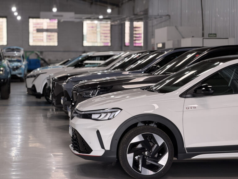 QUAL O VALOR PARA BLINDAR UM CARRO? (E O QUE REALMENTE DEFINE O PREÇO FINAL)